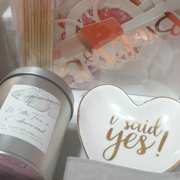 MisstoMrs kit - Picture 3 of 9